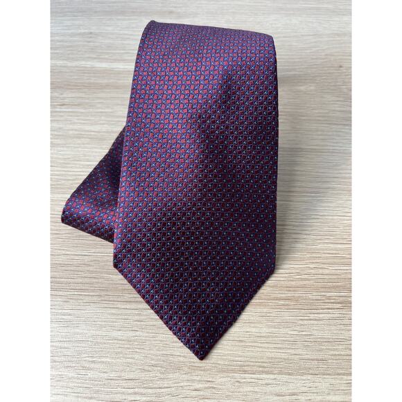 Nautica Red and Blue Geometric Designer 100% Silk Tie - Picture 1 of 6